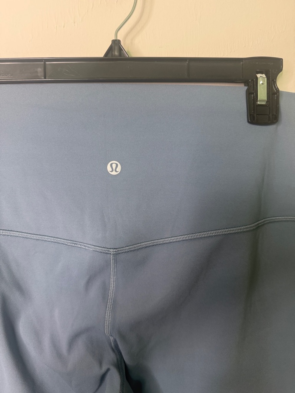 Lululemon Align HR Pant 25” - Picture 3 of 4
